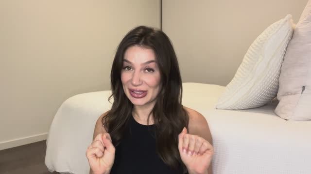 Австралийцы целый день стараются говорить по-русски (и еще новости) смотреть онлайн