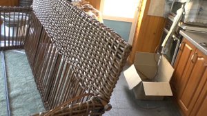 СИДУШКА ИЗ РОТАНГА НА КАЧЕЛИ.