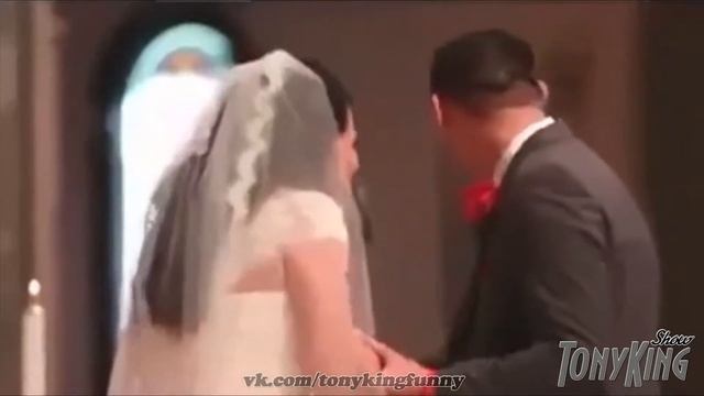 Священник дай пять