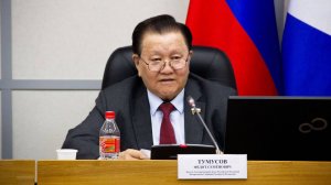 Круглый стол о демографии. Владивосток, 6 мая 2025 г. Модератор Ф.С. Тумусов, "Справедливая Росси