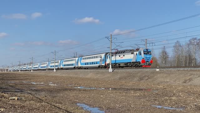 Электровоз ЭП2К-502 с поездом №743 "Аврора", перегон Колпино - Саблино