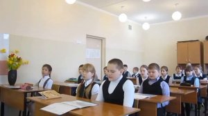 Утром солнце ясное улыбнулось детям