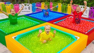 Влад и Ники - 4 цвета Челлендж с водяными шариками! Видео для детей.