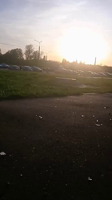 обычный ролик. без матов Агро и т.д просто расслабься смотреть онлайн