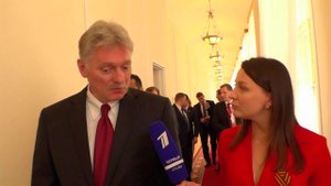 В Кремле отреагировали на угрозы Макрона ввести дополнительные санкции