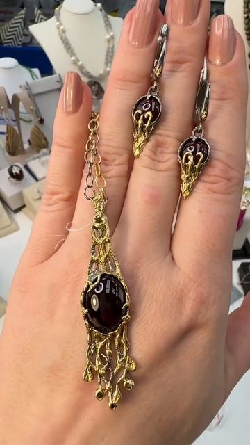 Камни Вторника🎻🎶Гранат🔮Скоро в Эфире🔮 #ледисамоц смотреть онлайн