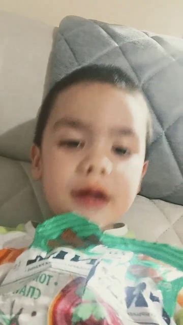 хватит съесть булочки смотреть онлайн