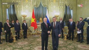 Путин принял в Кремле генсека ЦК Компартии Вьетнама / События на ТВЦ