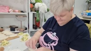 Работа кипит стряпаю пирожки🙈🤣🌹🌹🌹