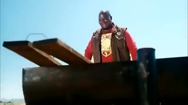 ОЧЕНЬ СМЕШНАЯ КОМЕДИЯ ДЛЯ ВСЕЙ СЕМЬИ !!!Белый и чёрный!! Прикольный фильм, комедия!! смотреть онлайн