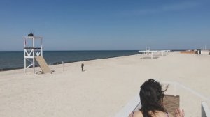 Ближайший пляж к нашей даче в Крыму. Пока на реконструкции (из-за ветра звук плохой, забыл микрофон)