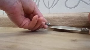Вскрытие кабель-канала, пластиковый плинтус.