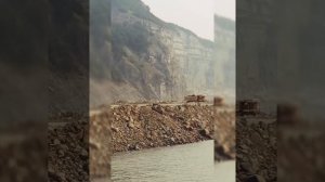 Эльга Строй, строительство Тихоокеанский железной до?