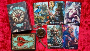Обзор колоды Таро Алиса в Стране Чудес ♥️♠️♦️♣️ Alice Wonderland Tarot ♣️♦️♠️♥️