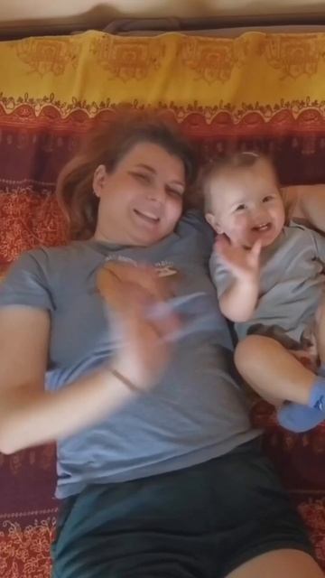 Мама Впервые и есть ли жизнь в декрете?) смотреть онлайн