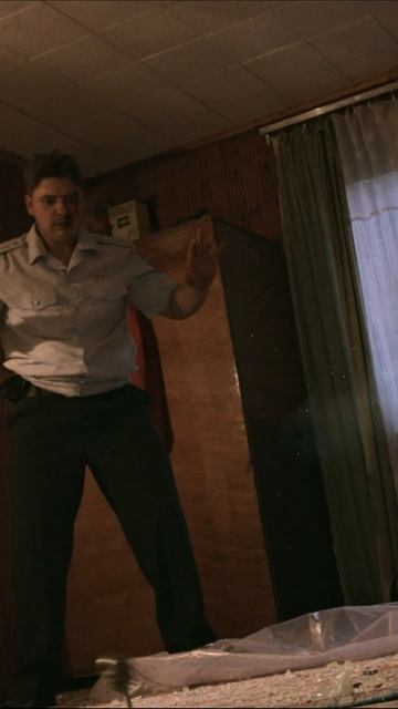 Выронил гранату в доме. Красная заря смотреть онлайн