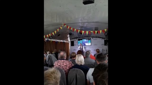 Песни, живущие вечно  Концерт на теплоходе Юрий Никулин.