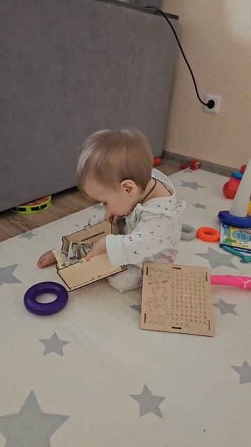 Зачем игрушки, когда есть денежки...настоящая женщина ! смотреть онлайн