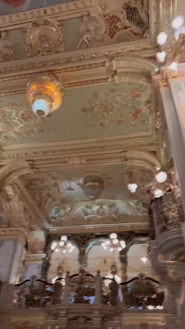 Самое красивое кафе в Мире смотреть онлайн