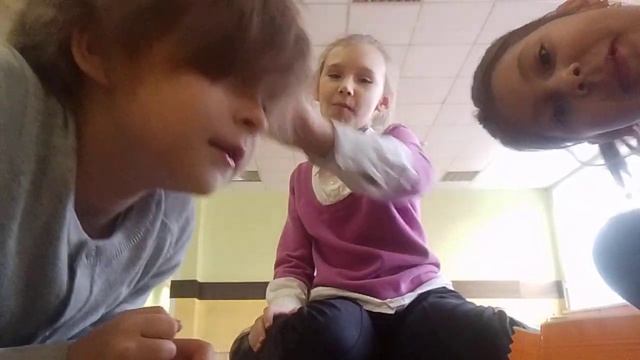 привет ребята, это мини влог сейчас выйдет 2 часть у ме? смотреть онлайн