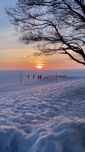 Ресторан «Наша Дача» с чудесным видом в курортном рай? смотреть онлайн