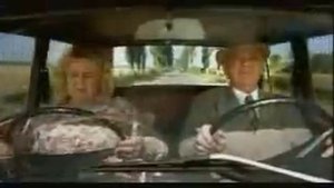 Прикол-Funny- Едут дед с бабкой на жигулях копейка-Ride grandparents on Zhiguli penny