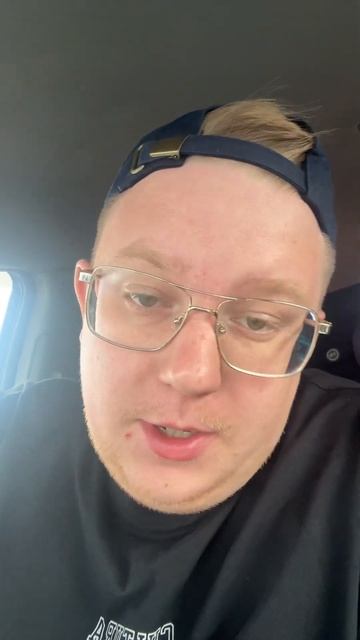 Прикиньте и сегодня есть праздник 🥳 смотреть онлайн