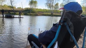 Первое испытание лодки-плота на озере Дида