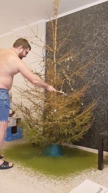Как убрать елку) смотреть онлайн