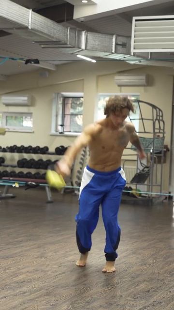 РАЗВИТИЕ ВЗРЫВНОЙ СИЛЫ #упражнения #гирисила #гиря #тр смотреть онлайн