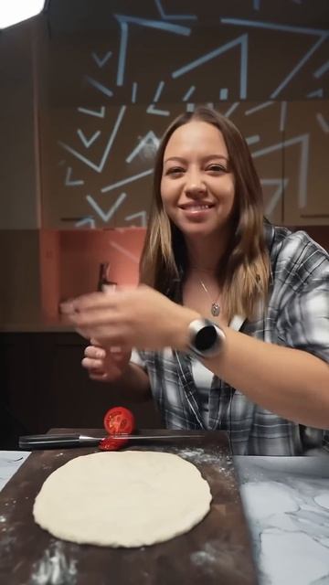 😳 Меня заставили есть пиццу ХОТ-ДОГ с кетчупом смотреть онлайн