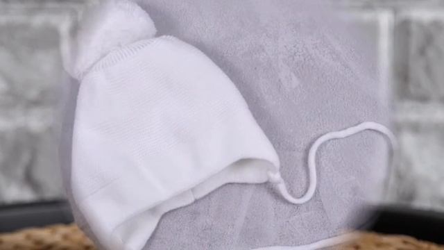 Вязанная шапка "Albie" на махре, белая смотреть онлайн