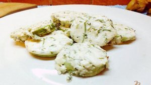 Кабачки под сметанно-чесночной шубкой