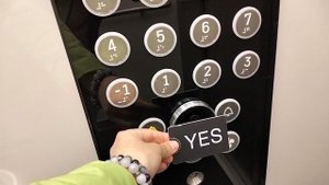 НЕПРОСТОЙ ЛИФТ🤫