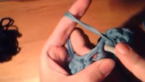 Ровный шов при круговом вязании полустолбиками с накидом