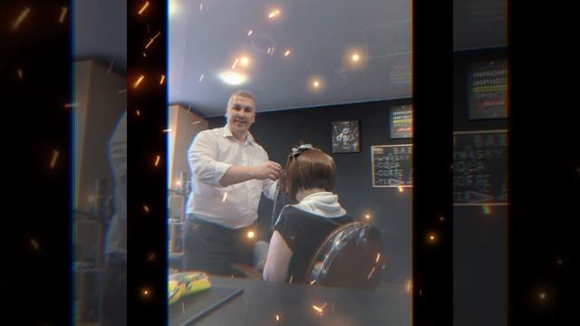 Мы даже окрашиванием занимаемся... Девушки есть места ? смотреть онлайн