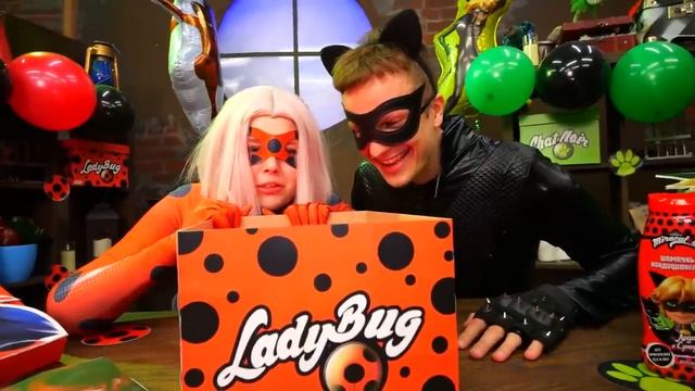 BRUNO-БРУНО Don't open the LEGO SET OF EVIL LADY BUG and SUPER CAT AT 3 AM!