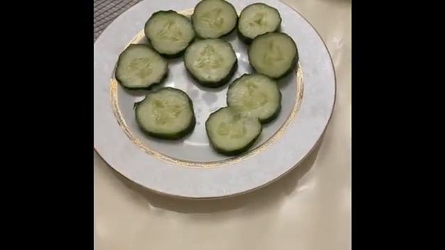 Я ЛЮБЛЮ КУШАТЬ смотреть онлайн