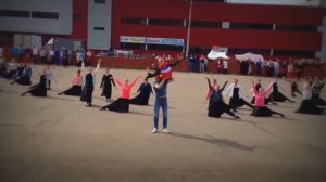 ДУЭТ И ЦВЕТЫ-ДЕТИ И РАМАЗАН С ЭЛЬМИРОЙ