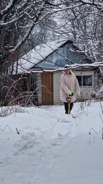 Мартовский снежок ❄️ смотреть онлайн
