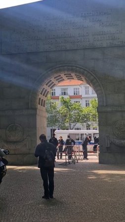 день победы 2025 трептов парк берлин ворота