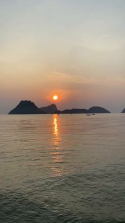 Далёкий морской берег 🏝️