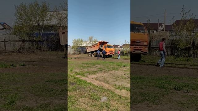 Земля-плодородный слой земли на участок.