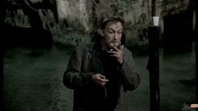 Отрывок из фильма «Ностальгия» (1983). Дурак, я там живу !