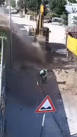 Раскопали источник.