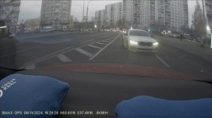 Roadgid Blick 3 с Wi-Fi, GPS камера заднего вида, дневная съемка