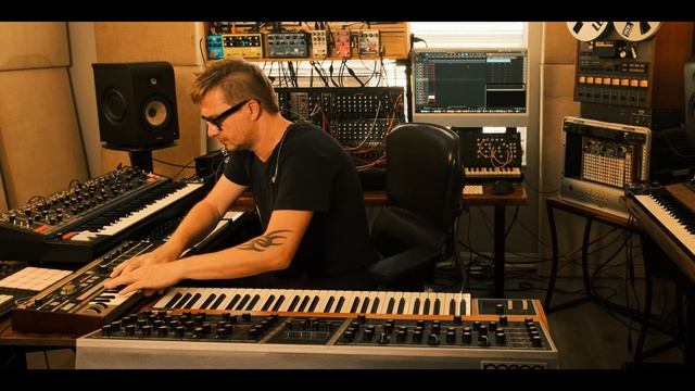LUMORAE - full album (Klaus Schulze meets John Carpenter and Camel)