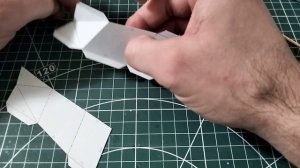 Голова дракона из бумаги в технике папперкрафт