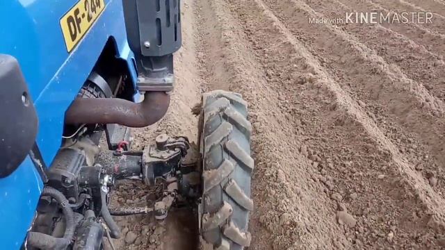 Посадка картофеля, двухрядная сажалка. смотреть онлайн