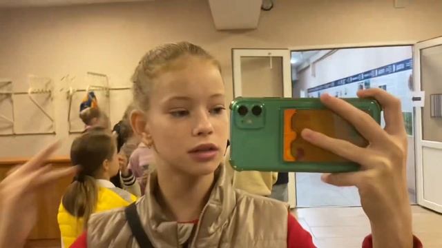 VLOG: ночь в гостях😴 мясо/прятки/батут🤍 смотреть онлайн